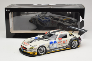 Mercedes SLS AMG GT3 #21 Rowe Racing M. Zehe / M. Hartung ADAC 24h Nurburgring 2012 Minichamps 1:18 151123121 Kov – obrázok 6 z 6