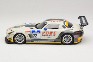 Mercedes SLS AMG GT3 #22 Rowe Racing R. Graf / M. Seyffarth ADAC 24h Nurburgring 2012 Minichamps 1:18 151123122 Kov – obrázok 3 z 6