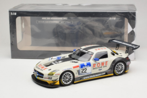 Mercedes SLS AMG GT3 #22 Rowe Racing R. Graf / M. Seyffarth ADAC 24h Nurburgring 2012 Minichamps 1:18 151123122 Kov – obrázok 6 z 6