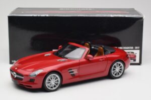 Mercedes SLS AMG R197 Roadster Le Mans Červený Minichamps 1:18 100039030 Kov – obrázok 8 z 8