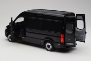 Mercedes Sprinter Čierny Norev 1:18 183041 Kov – obrázok 5 z 8