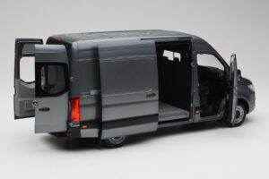 Mercedes Sprinter W907 Dodávka Selenite Grey Metallic Norev 1:18 B66004163 Kov – obrázok 2 z 8