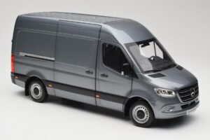 Mercedes Sprinter W907 Dodávka Selenite Grey Metallic Norev 1:18 B66004163 Kov – obrázok 6 z 8