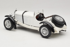 Mercedes SSK Biely Bburago 1:18 3009-P3 Kov – obrázok 5 z 6
