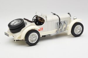 Mercedes SSKL Biely & Krémový Bburago 1:18 3002-M1 Kov – obrázok 2 z 6
