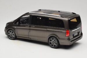 Mercedes V-Class W447 AMG Line Indium Grey Norev 1:18 183873 Kov – obrázok 7 z 8