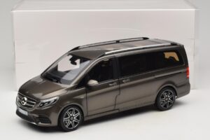 Mercedes V-Class W447 AMG Line Indium Grey Norev 1:18 183873 Kov – obrázok 8 z 8