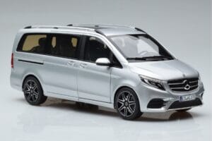 Mercedes V-Class V260 AMG Line Strieborný Norev 1:18 183871 Kov – obrázok 6 z 10