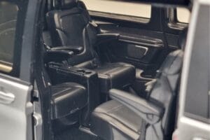 Mercedes V-Class V260 AMG Line Strieborný Norev 1:18 183871 Kov – obrázok 9 z 10