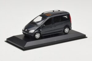 Mercedes Vaneo Tmavo Modrý Minichamps 1:43 400031200 Kov – obrázok 2 z 4