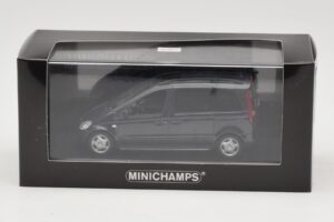 Mercedes Vaneo Tmavo Modrý Minichamps 1:43 400031200 Kov – obrázok 4 z 4