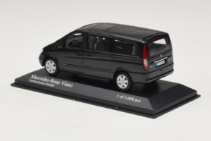 Mercedes Viano Čierny Minichamps 1:43 400032210 Kov – obrázok 3 z 4