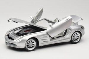 Mercedes Vision SLR Roadster Strieborný Maisto 1:18 B66962107 Kov – obrázok 2 z 8