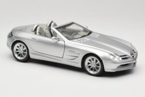 Mercedes Vision SLR Roadster Strieborný Maisto 1:18 B66962107 Kov – obrázok 6 z 8