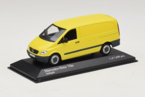 Mercedes Vito Kastenwagen Žltý Minichamps 1:43 400032260 Kov – obrázok 2 z 4