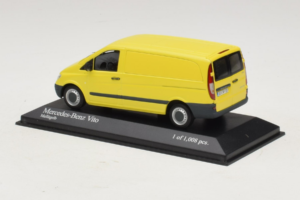Mercedes Vito Kastenwagen Žltý Minichamps 1:43 400032260 Kov – obrázok 3 z 4