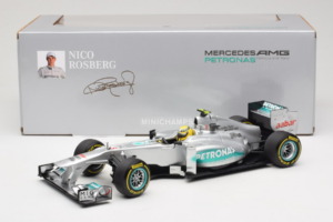 Mercedes W03 #8 N. Rosberg Mercedes AMG Petronas Showcar 2012 Minichamps 1:18 110120078 Kov – obrázok 7 z 7