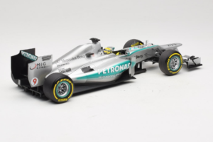 Mercedes W04 #9 N. Rosberg Mercedes AMG Petronas Showcar 2013 Minichamps 1:18 110130079 Kov – obrázok 2 z 7