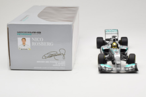 Mercedes W04 #9 N. Rosberg Mercedes AMG Petronas Showcar 2013 Minichamps 1:18 110130079 Kov – obrázok 6 z 7