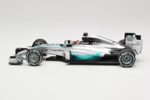 Mercedes W05 #44 L. Hamilton Mercedes AMG Petronas Chinese Grand Prix Winner 2014 Minichamps 1:18 110140244 Kov – obrázok 3 z 7