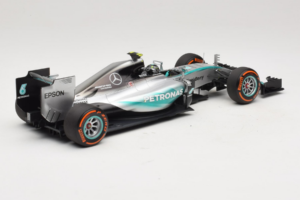 Mercedes W06 #6 N. Rosberg Mercedes AMG Petronas Japanese Grand Prix 2015 Minichamps 1:18 110150206 Kov – obrázok 2 z 7