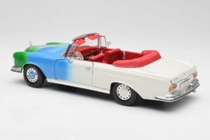 Mercedes 280SE W108 Tricolor Maisto 1:18 56014 Kov – obrázok 7 z 8