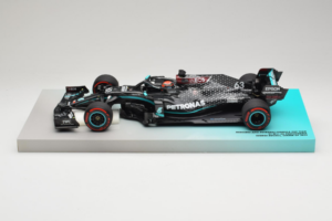 Mercedes W11 #63 G. Russell Mercedes AMG Petronas Sakhir Grand Prix 2020 Minichamps 1:18 113201663 Živica