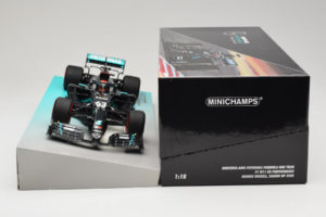 Mercedes W11 #63 G. Russell Mercedes AMG Petronas Sakhir Grand Prix 2020 Minichamps 1:18 113201663 Živica – obrázok 6 z 7