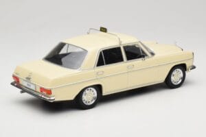 Mercedes W115 Béžový Taxi MCG 1:18 MCG18055 Kov – obrázok 2 z 6