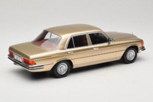 Mercedes W116 Metallic Beige MCG 1:18 MCG18550 Kov – obrázok 2 z 6