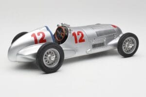 Mercedes W125 #12 R. Caracciola Grand Prix 1937 CMC 1:18 M-052 Kov – obrázok 2 z 6