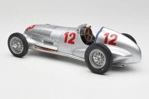 Mercedes W125 #12 R. Caracciola Grand Prix 1937 CMC 1:18 M-052 Kov – obrázok 5 z 6