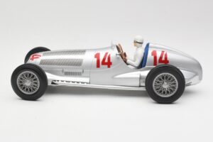 Mercedes W125 #14 Daimler-Benz AG M. von Brauchitsch 2nd Place German GP 1937 Minichamps 1:18 155373114 Kov – obrázok 3 z 6