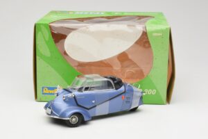 Messerschmitt KR200 Modrý Revell 1:18 08944 Kov – obrázok 6 z 6