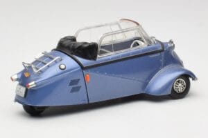 Messerschmitt KR201 Roadster Modrý Revell 1:18 08966 Kov – obrázok 3 z 8