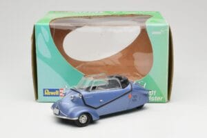 Messerschmitt KR201 Roadster Modrý Revell 1:18 08966 Kov – obrázok 8 z 8
