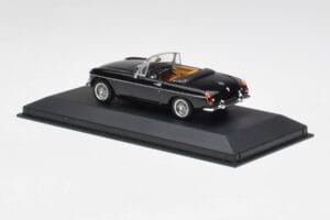 MGB Kabriolet Čierny Minichamps 1:43 430131030 Kov – obrázok 3 z 4