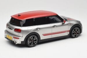 Mini Clubman F54 JCW Melting Silver Metallic Otto 1:18 OT1106 Živica – obrázok 2 z 6