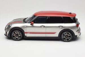 Mini Clubman F54 JCW Melting Silver Metallic Otto 1:18 OT1106 Živica – obrázok 3 z 6