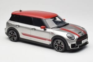 Mini Clubman F54 JCW Melting Silver Metallic Otto 1:18 OT1106 Živica – obrázok 4 z 6