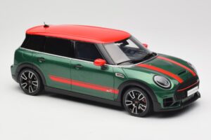 Mini Clubman JCW F54 British Racing Green Otto 1:18 OT1168 Živica – obrázok 4 z 6