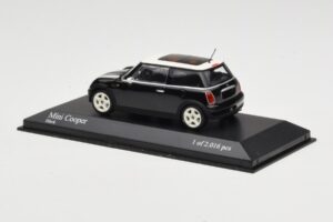 MINI Cooper R50 Čierny Minichamps 1:43 431138101 Kov – obrázok 4 z 5