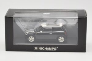 MINI Cooper R50 Čierny Minichamps 1:43 431138101 Kov – obrázok 5 z 5
