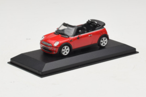 Mini Cooper R52 Kabriolet Červený Minichamps 1:43 431138230 Kov – obrázok 2 z 4