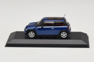 Mini Cooper Modrý Minichamps 1:43 MINI009 Kov