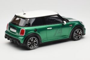 MINI Cooper F56 JCW British Racing Zelený Otto 1:18 OT1098 Živica – obrázok 2 z 6