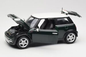 Mini Cooper Mk7 Zelený Maisto 1:18 7271336 Kov – obrázok 2 z 8