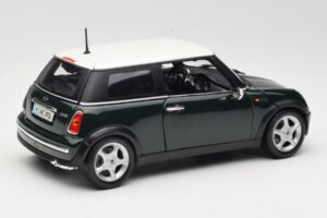 Mini Cooper Mk7 Zelený Maisto 1:18 7271336 Kov – obrázok 3 z 8