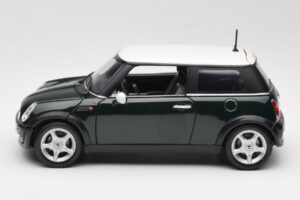 Mini Cooper Mk7 Zelený Maisto 1:18 7271336 Kov – obrázok 4 z 8