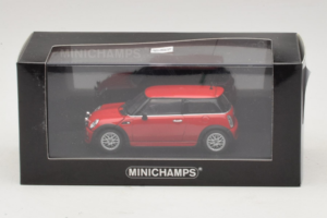 Mini Cooper One R50 Aero Červený Minichamps 1:43 431138272 Kov – obrázok 4 z 4